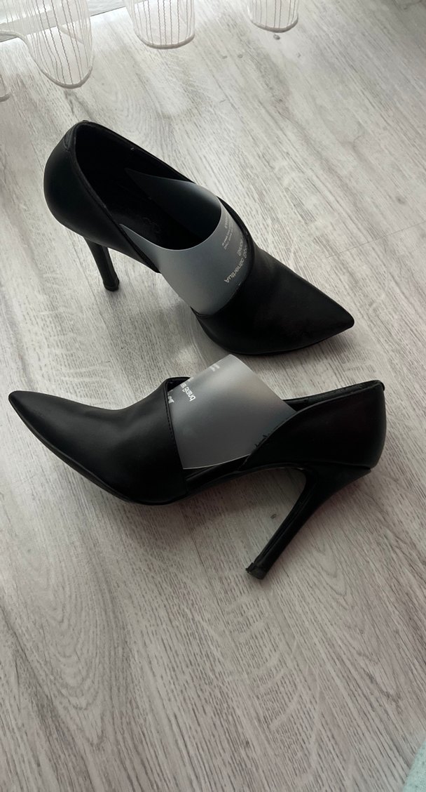 Kadın Siyah Dolgu Topuklu Bot - Görsel 3