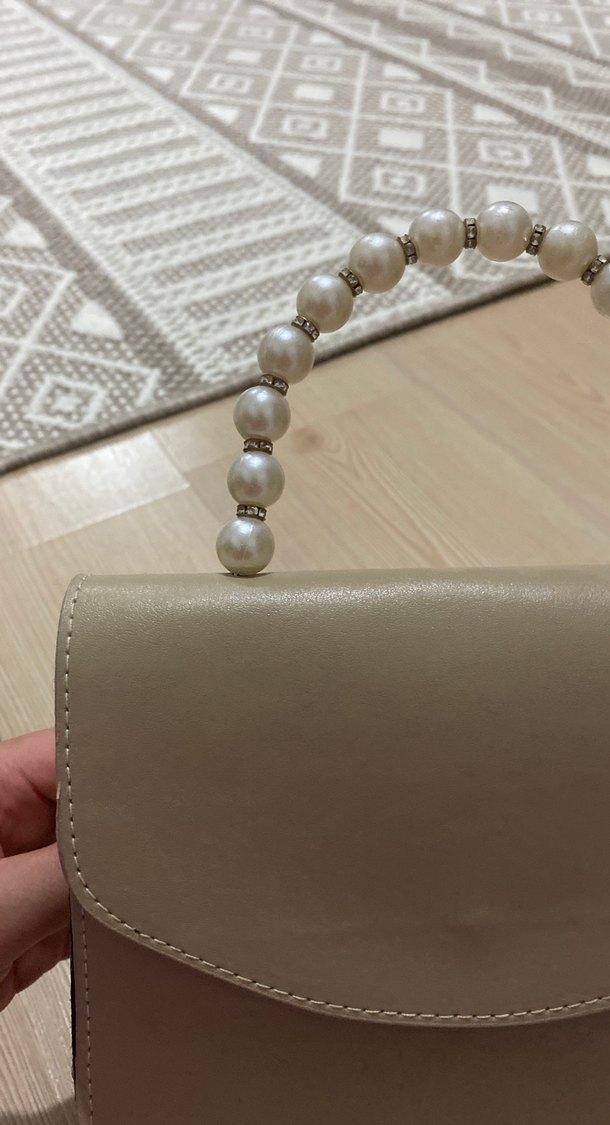 Boncuklu Kulplu Bej Deri Kadın Çanta - Görsel 3