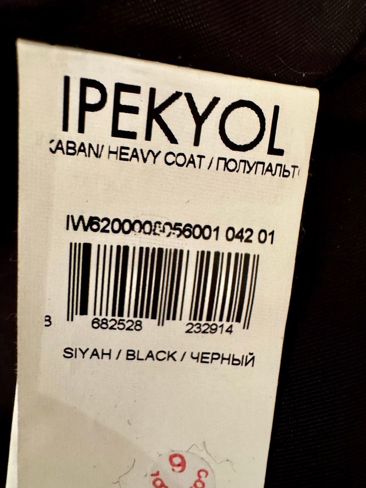 İpekyol Kemerli Siyah Kaban — görsel 8/10