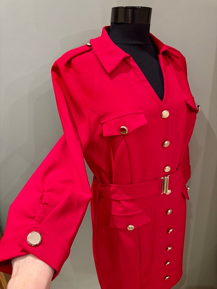 Düğmeli Kırmızı Elbise - Görsel 4