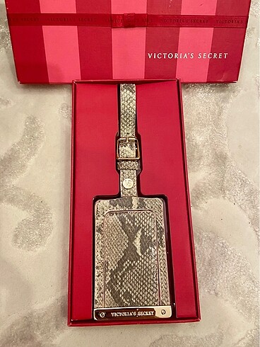 Victoria s Secret Vs travel bag card