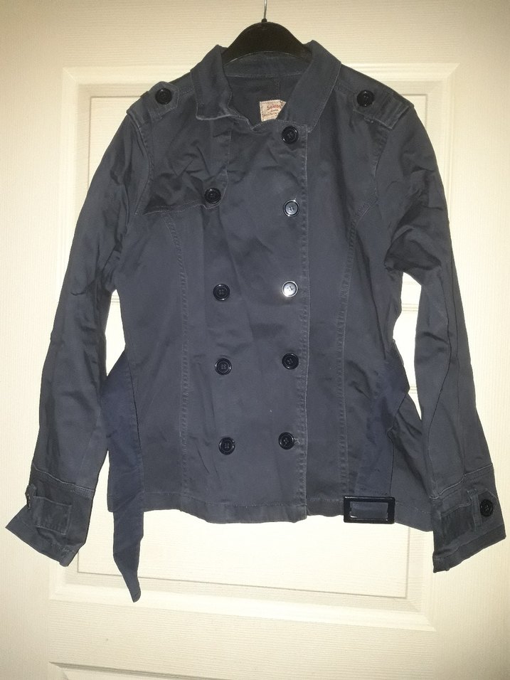 Düğmeli Gri Kadın Trençkot - Görsel 2