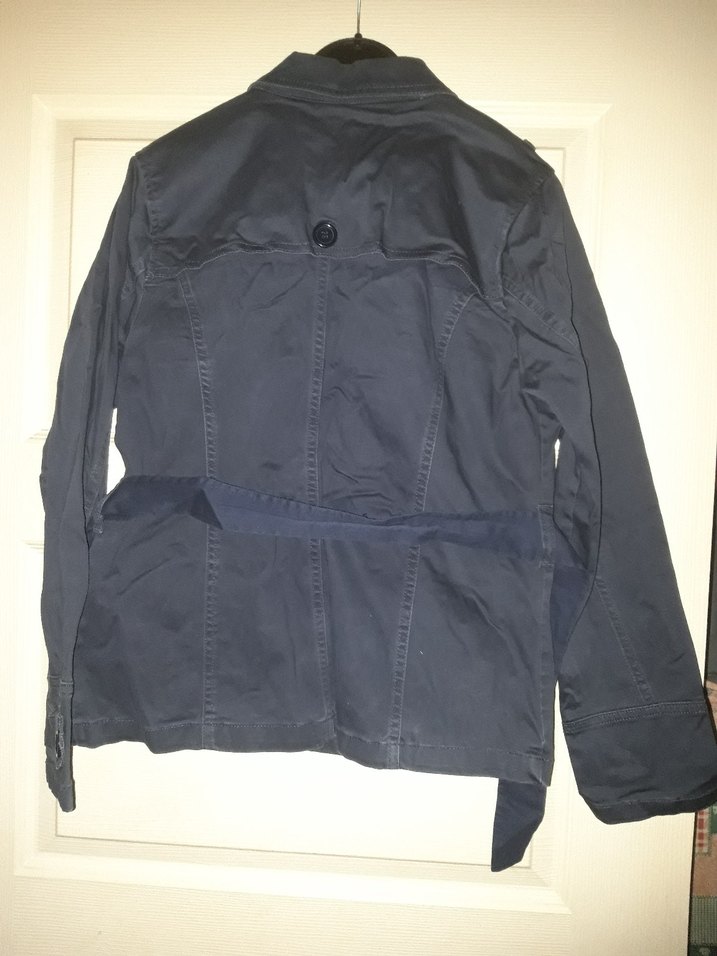 Düğmeli Gri Kadın Trençkot - Görsel 3