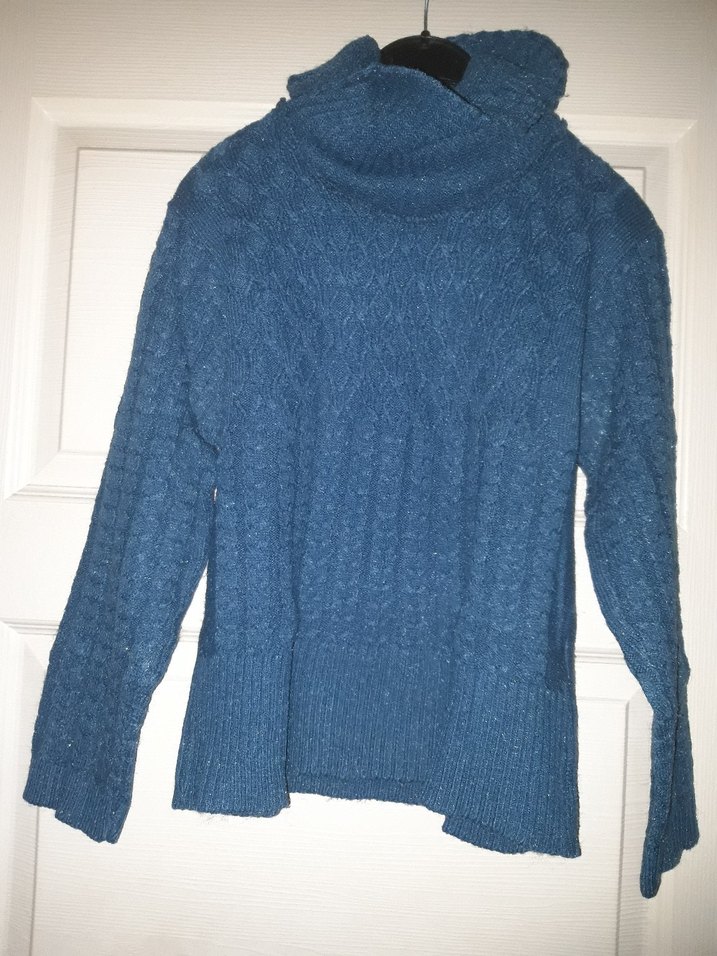 Kadın Mavi Yüksek Yakalı Örgü Kazak - Görsel 3