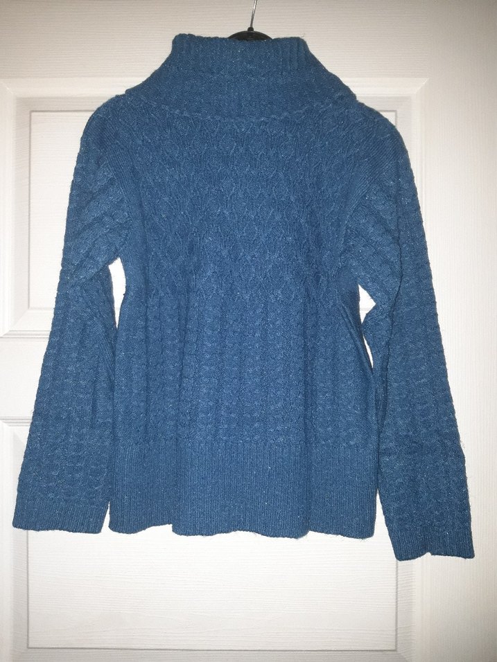 Kadın Mavi Yüksek Yakalı Örgü Kazak - Görsel 2