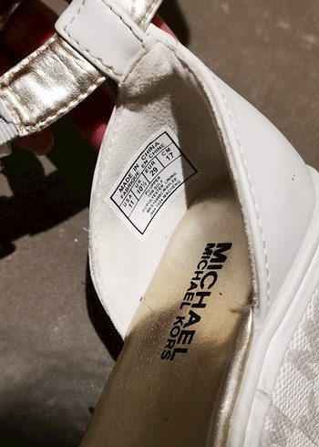 Beyaz Tokalı Kız Çocuk Sandalet - Görsel 5