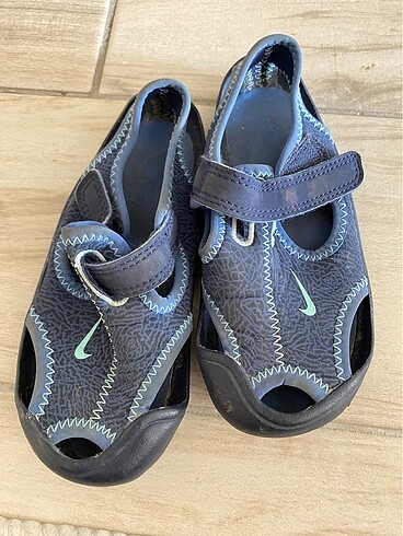 Nike sandalet