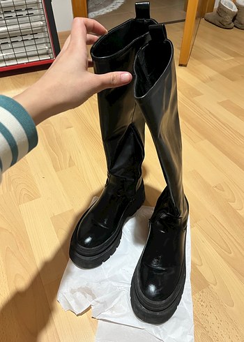 Kadın Siyah Rugan Platform Topuklu Dizüstü Çizme - Görsel 2
