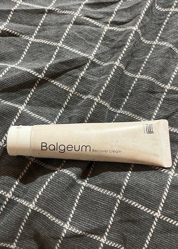 Byeolee Balgeum Doğal Kapatıcı Ton Eşitleyici BB Krem - Görsel 2