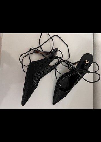 Yılan Desenli Siyah Deri Topuklu Kadın Ayakkabı - Görsel 3