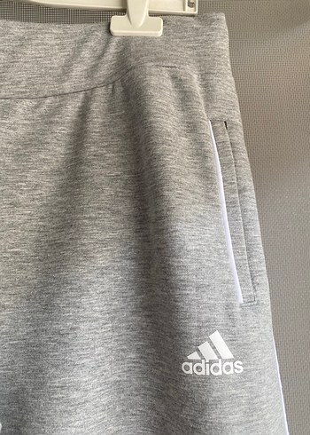 l Beden Gri Kadın Rahat Kesim Eşofman Altı adidas