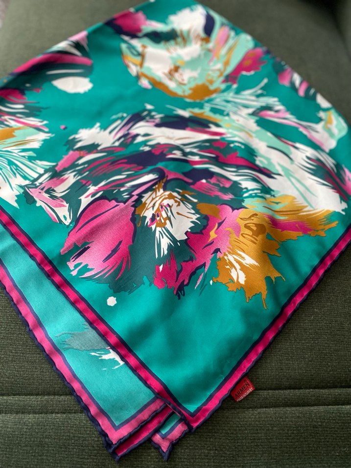 Renkli Drapeli Kadın esarp - Görsel 4