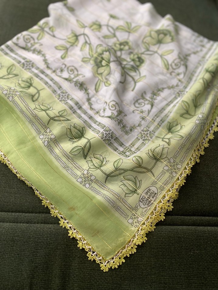 Dantel Detaylı Yeşil Kadın yazma - Görsel 3