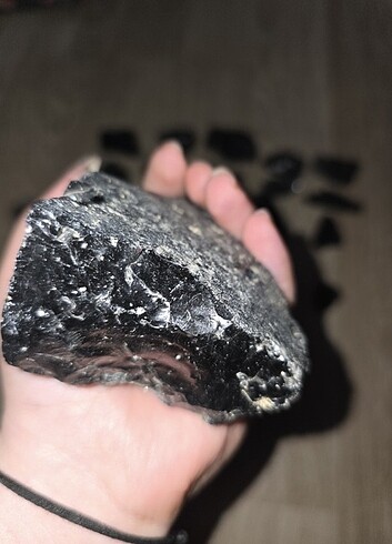 Büyük boy obsidyen doğal taş  - Görsel 3