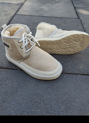 Ugg bot 