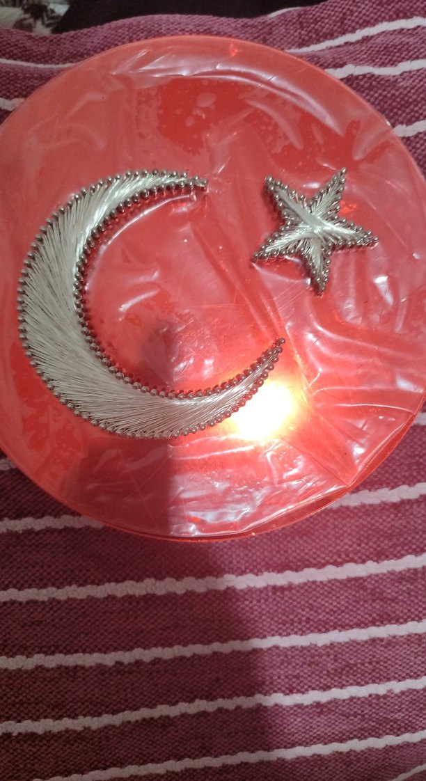 Zincir Detaylı Kırmızı Nakışlı Ay Yıldız ev dekarasyon - Görsel 2