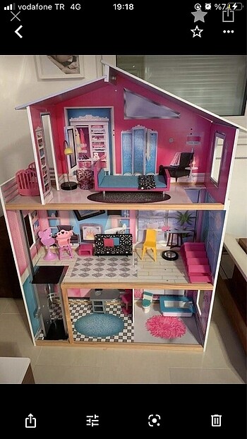 Barbie evi