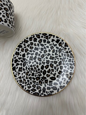Beden H&M Home Fincan ve Tabağı