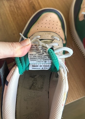 Nike Air çok renkli bağcıklı kadın spor ayakkabı - Görsel 7