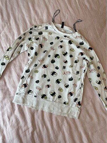 H&M sweatshirt