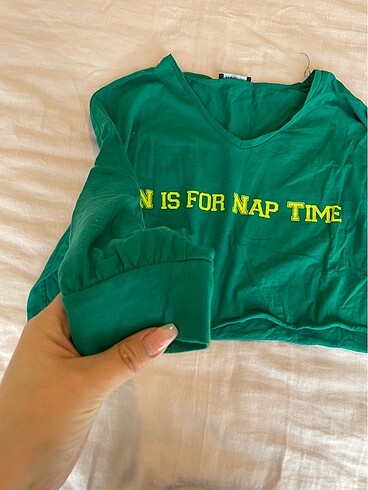 l Beden Trendyolmilla yeşil sweatshirt