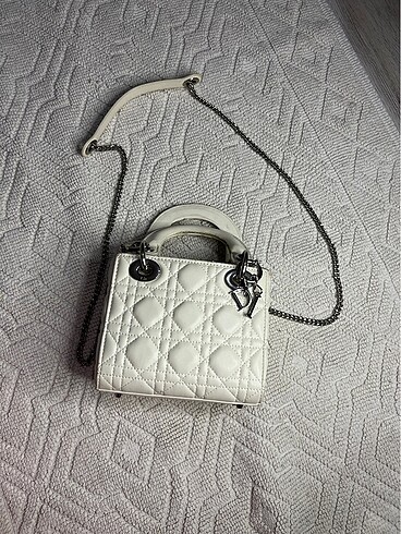 Dior Beyaz çanta