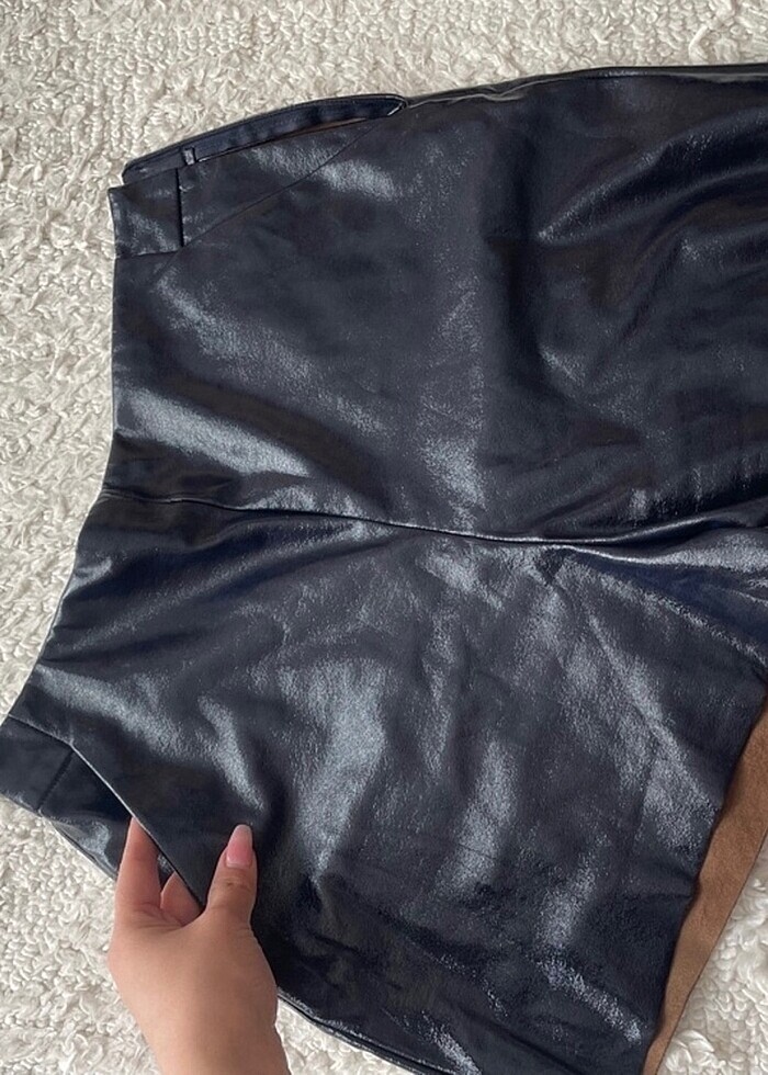 Zara deri şort etek - Görsel 3