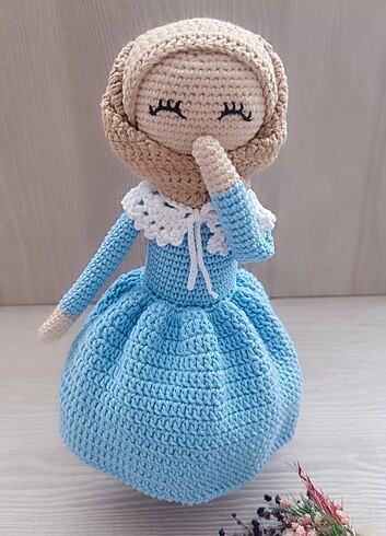 Amigurumi bebek