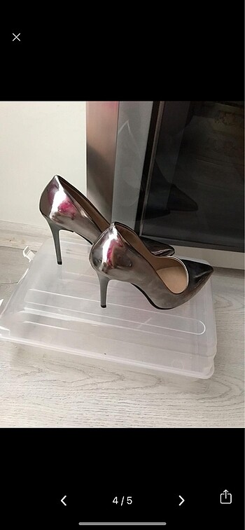 37 Beden Stiletto