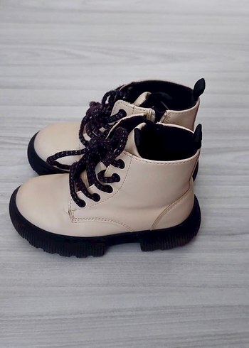 Zara Kız Çocuk Beyaz Bağcıklı Bot - Görsel 3