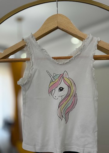 HM KIZ ÇOCUK ASKILI TİŞÖRT VE LCW HIRKA - Görsel 2