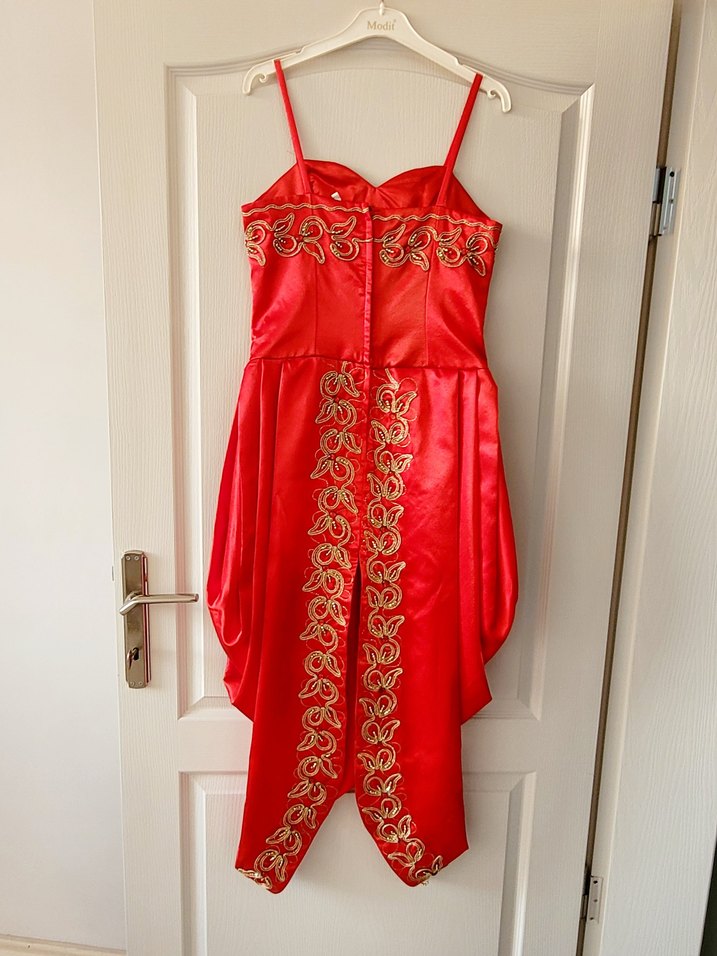 Kırmızı Kına Elbisesi - Görsel 3