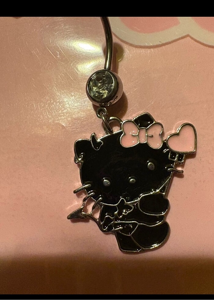 Hello kitty göbek piercing - Görsel 4