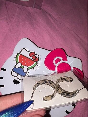 Hello Kitty Leopar desenli halka küpe sıfır