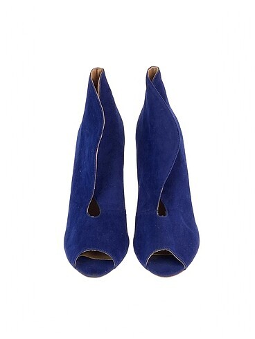 38 Beden PreLoved Platform %70 İndirimli.