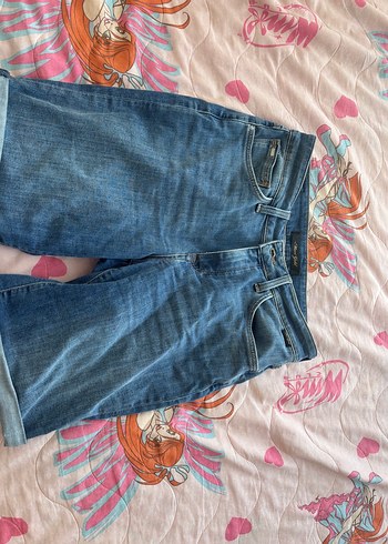 Mavi Midi Boy Bol Kesim Denim Şort