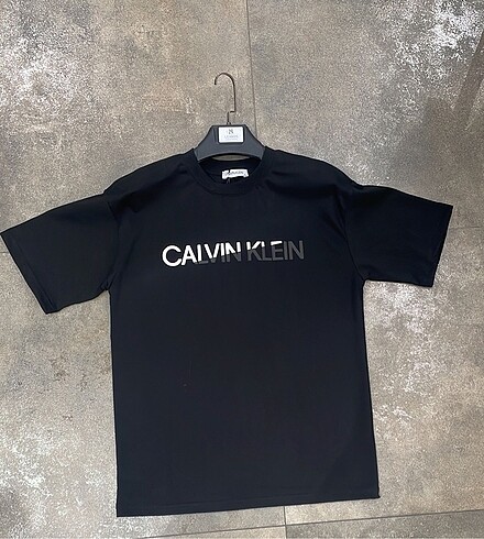 Calvin clein t shirt