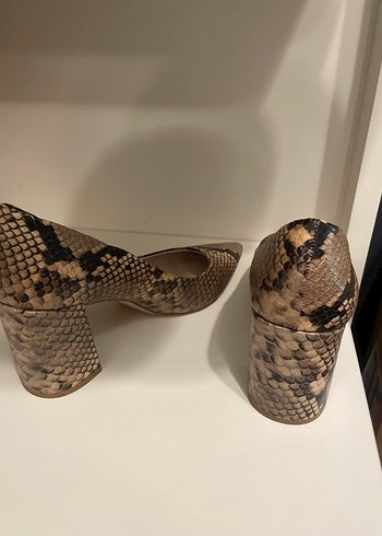 Zara Yılan Desenli Kadın Topuklu Ayakkabı - Görsel 4