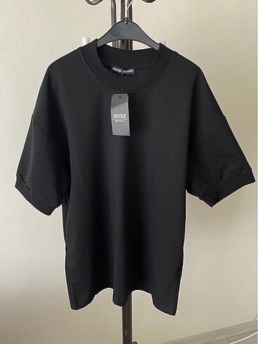 Siyah oversize tişört
