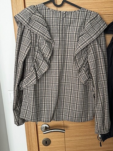 Ekose detaylı bluz - Görsel 5