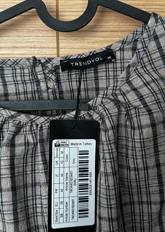 Ekose detaylı bluz - Görsel 2