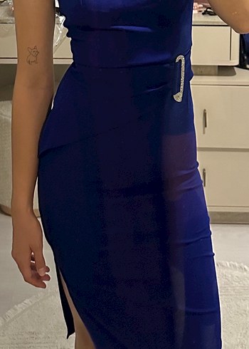 Trendyolmilla saks mavisi strapşez midi elbise
