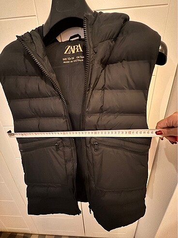 Zara siyah şişme yelek - Görsel 7