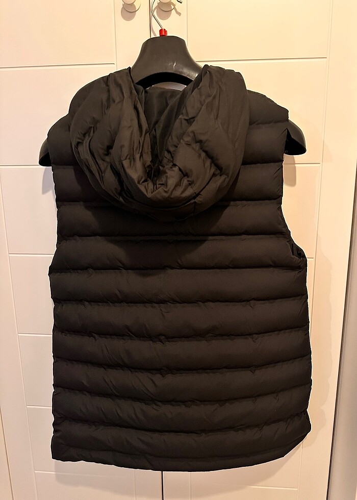 Zara siyah şişme yelek - Görsel 2