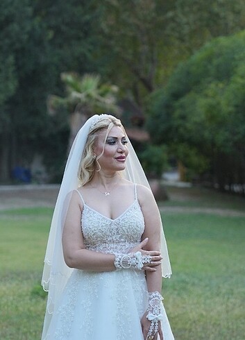 Gelinlik 2 saat giyildi 2 duvak hediye 