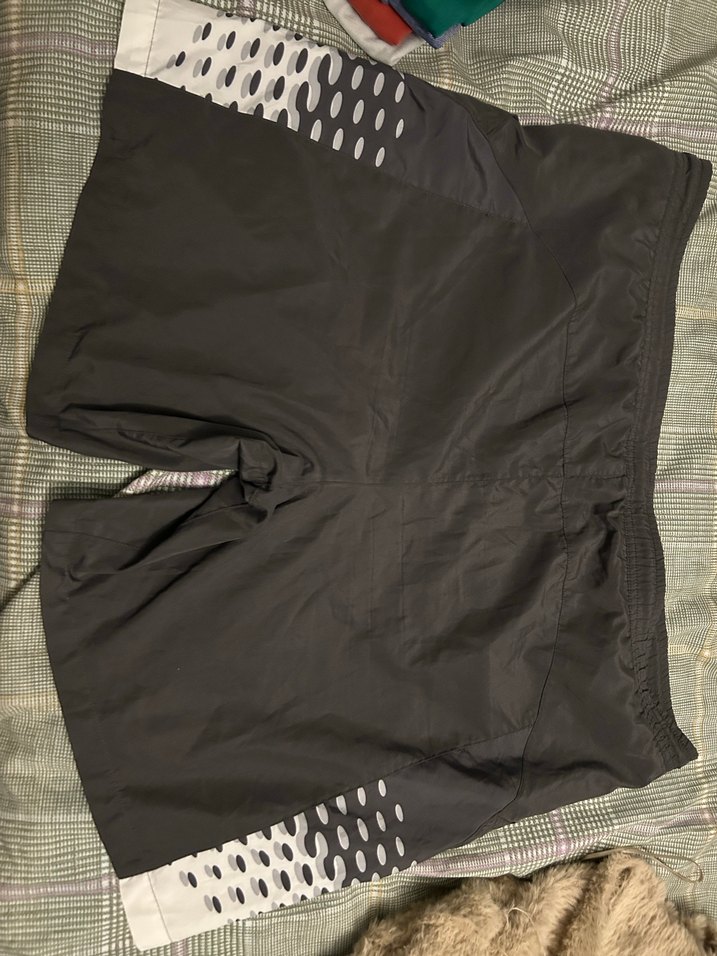 Erkek Siyah Spor Şort ORJİNAL LOTTO - Görsel 2