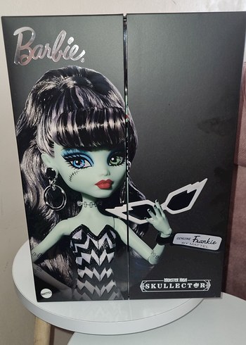 monster High frankie barbie Skullector - Görsel 7