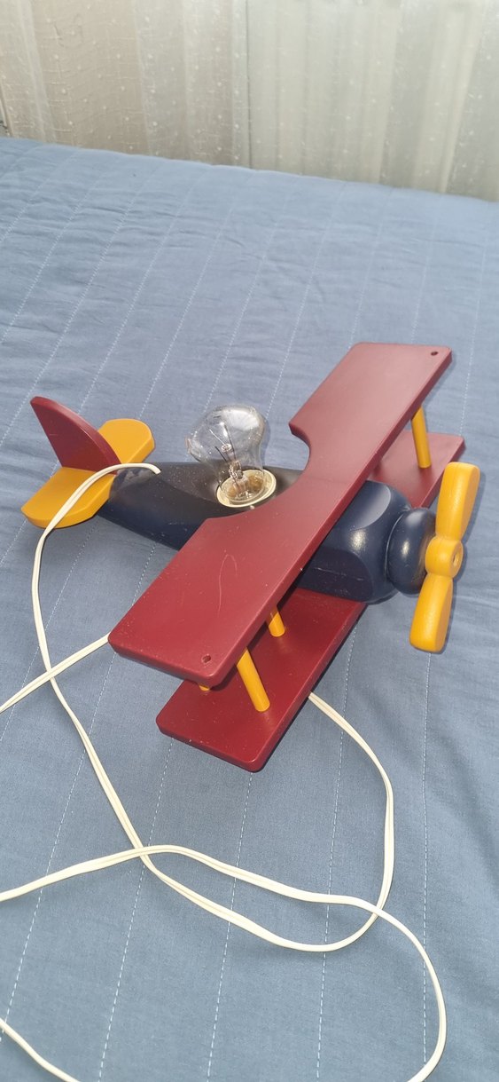 Kırmızı Ahşap Uçak Lamba - Görsel 2