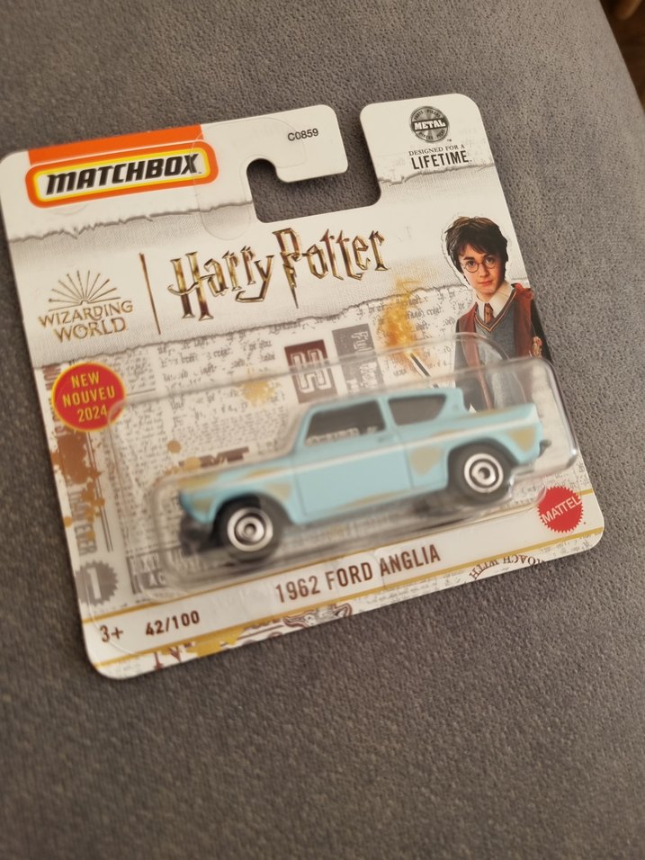 Harry Potter Temalı Matchbox Oyuncak Araba - Görsel 2