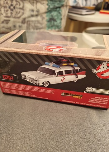 Ghostbusters Ecto-1 Beyaz Oyuncak Araba - Görsel 2